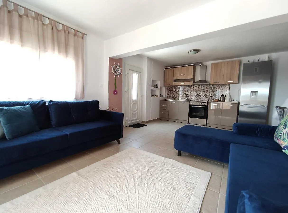 Seaside Apartments Nea Iraklia Greece